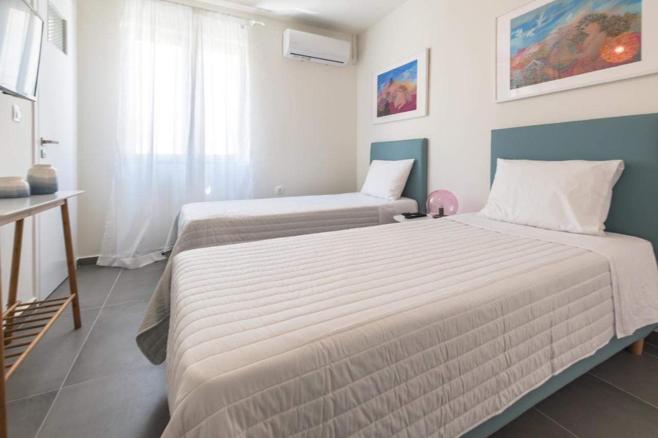 Rotunda Suites 칼라마키 외부 사진